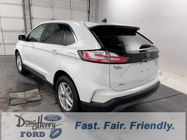 Used 2024 Ford Edge SEL image 5