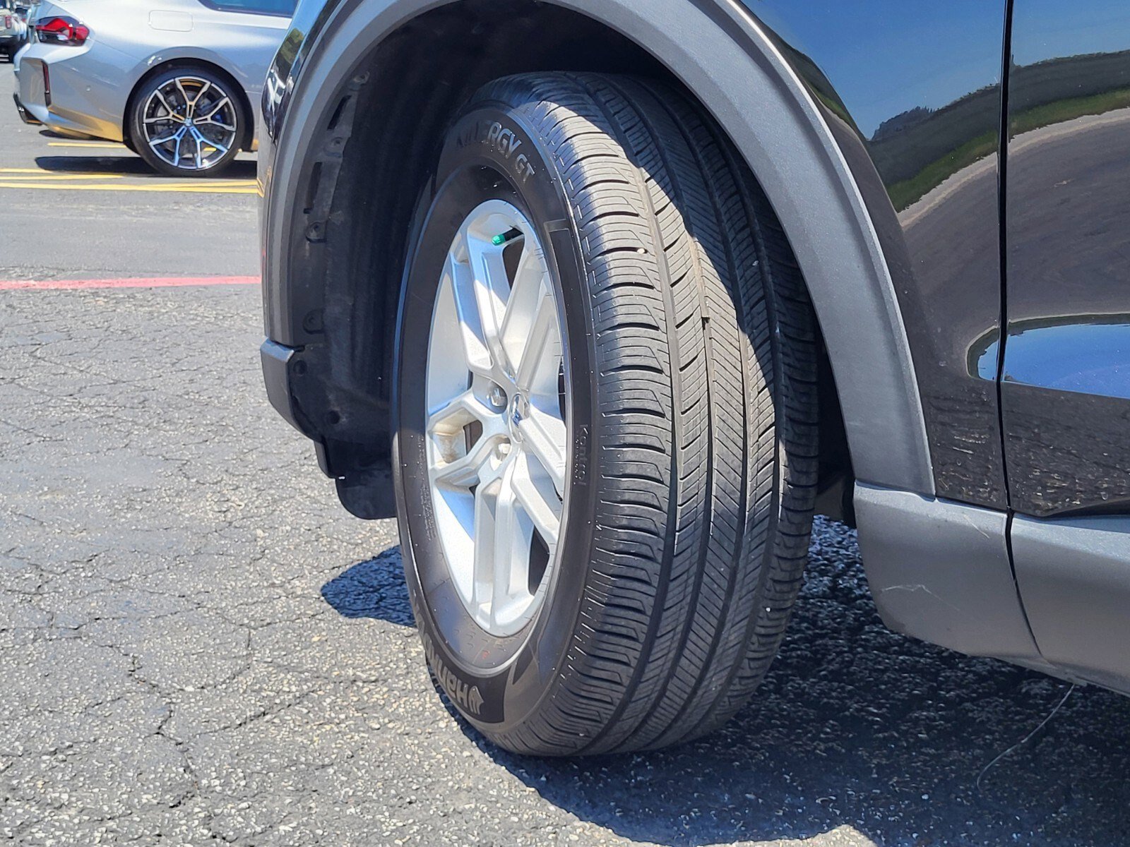 Used 2025 Ford Explorer Active RWD image 34