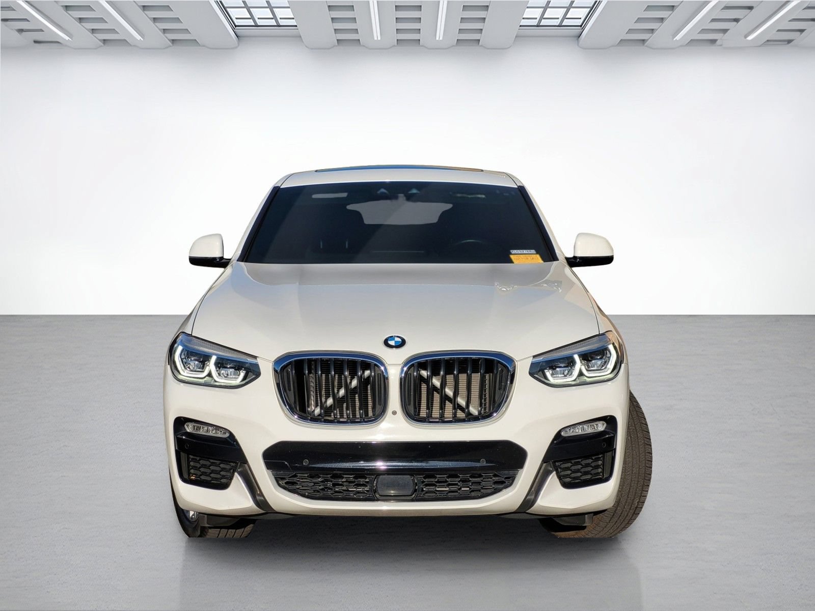 Used 2019 BMW X4 xDrive30i w/ Executive Package AWD/4WD image 2