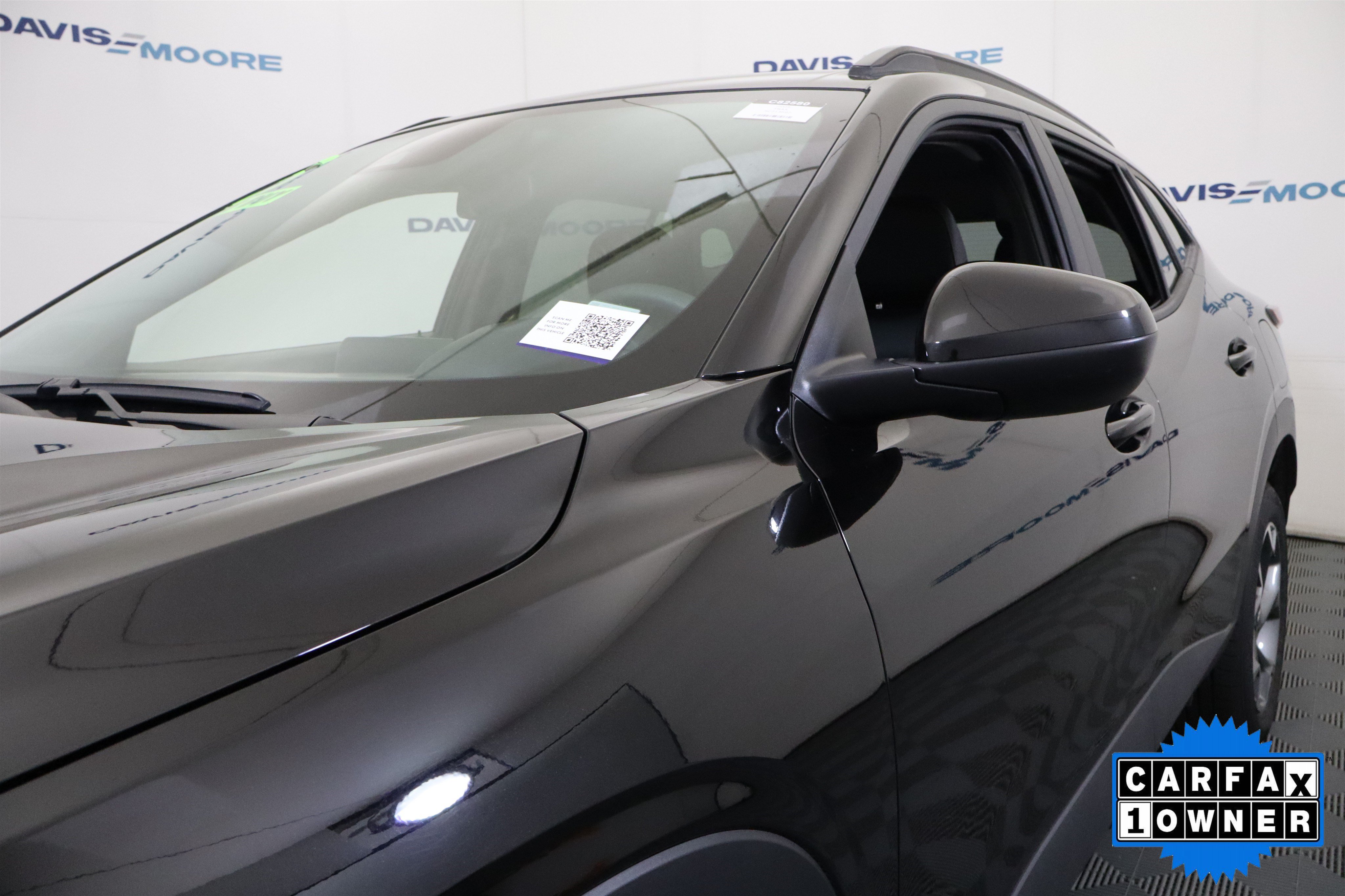 Used 2025 Chevrolet Trax LT FWD image 13