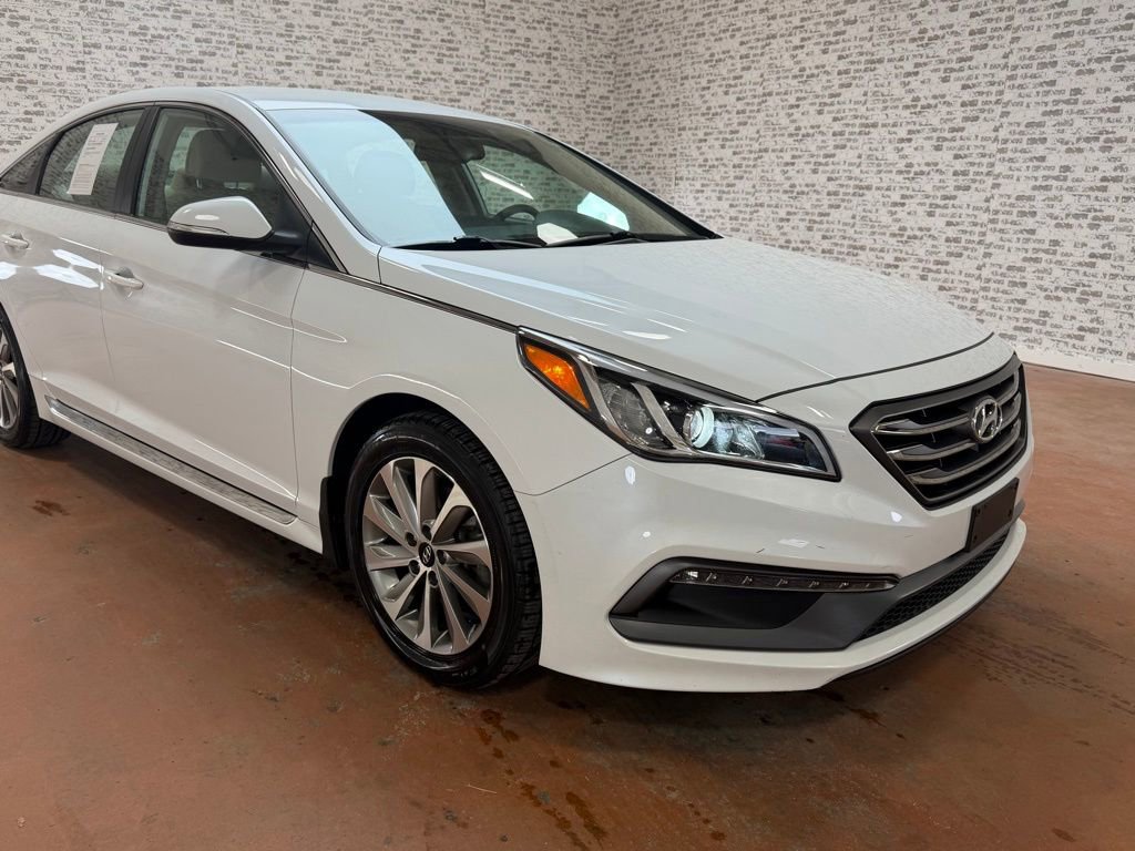 Used 2016 Hyundai Sonata Sport w/ Cargo Package image 7