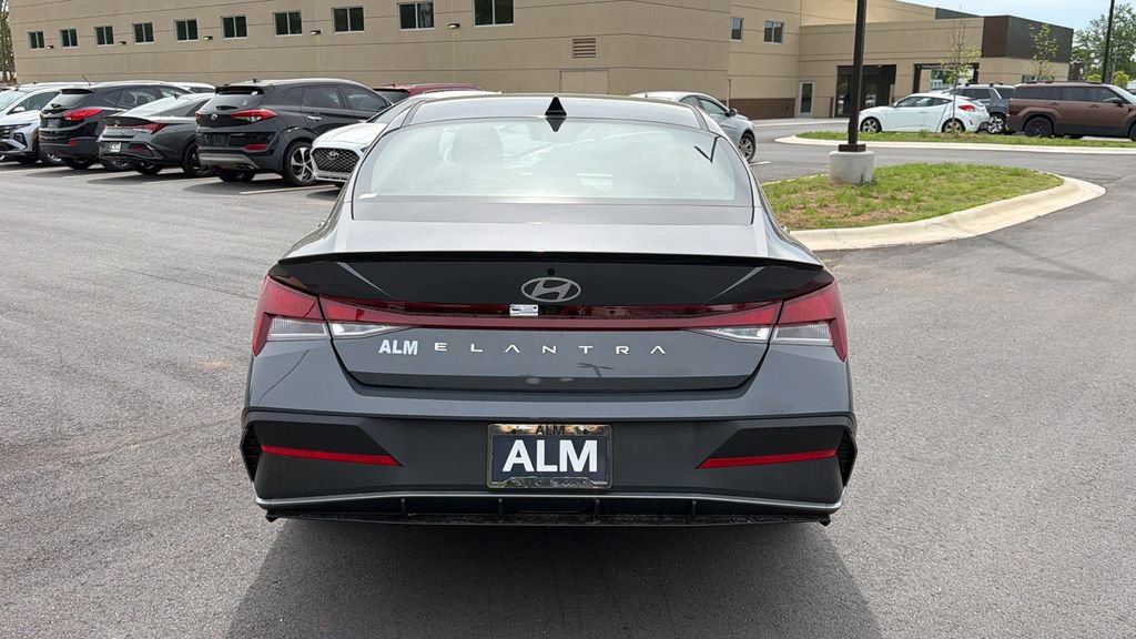 New 2026 Hyundai Elantra Sport image 6