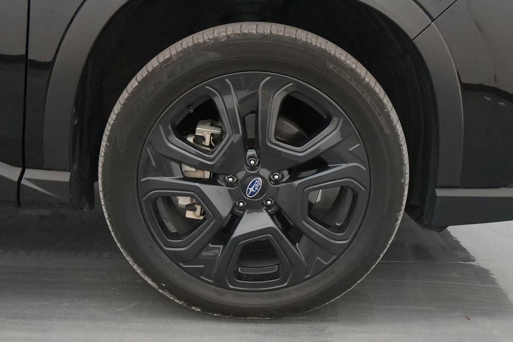 Used 2023 Subaru Ascent Onyx Edition image 12