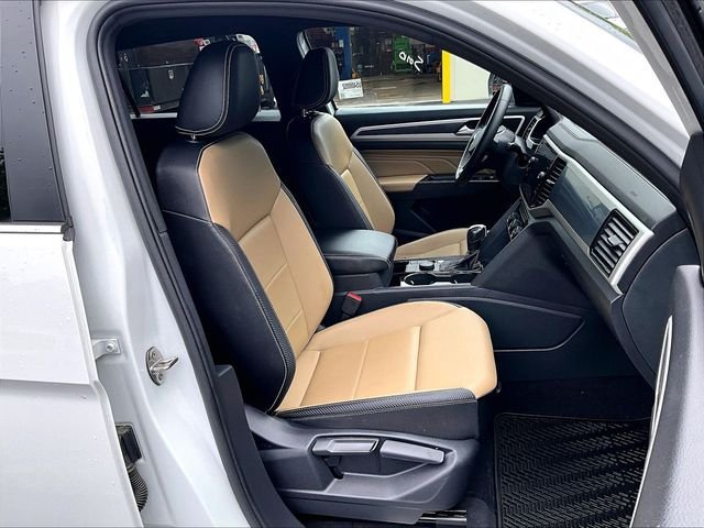 Used 2023 Volkswagen Atlas Cross Sport SE AWD/4WD image 7