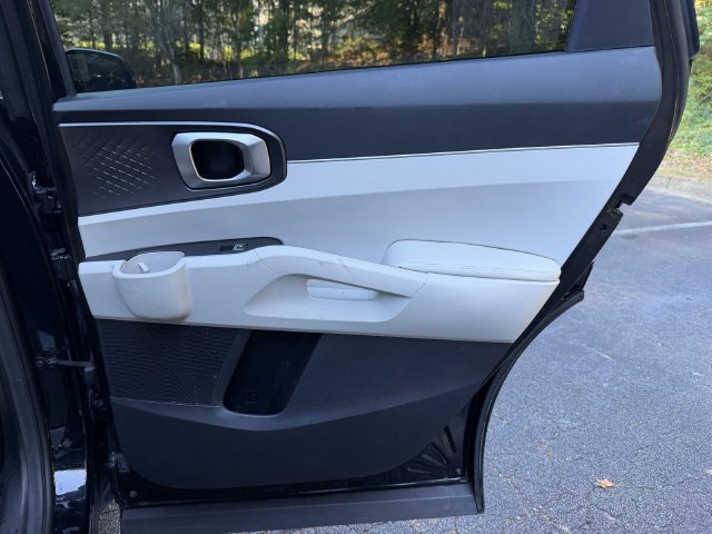 Certified 2023 Kia Sorento S w/ Panoramic Sunroof Package FWD image 31