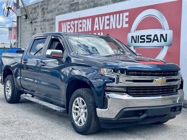 Used 2021 Chevrolet Silverado 1500 LT image 1