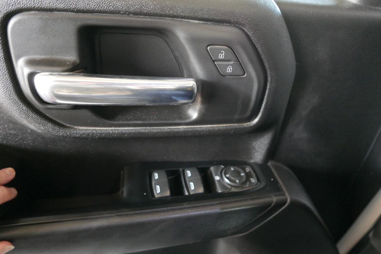 Used 2023 GMC Sierra 2500 Pro w/ Convenience Package image 14