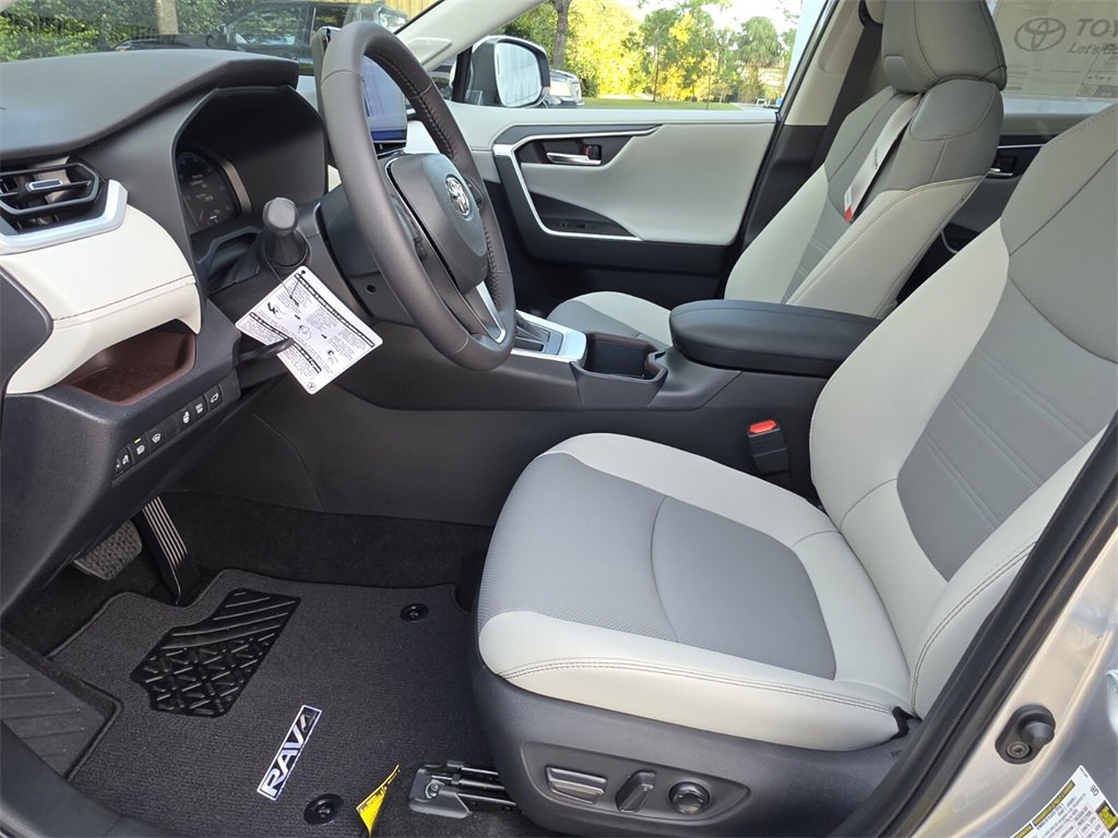New 2025 Toyota RAV4 Limited image 24