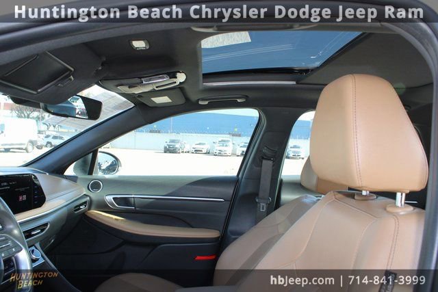 Used 2022 Hyundai Sonata Limited w/ Winter Weather Package image 36