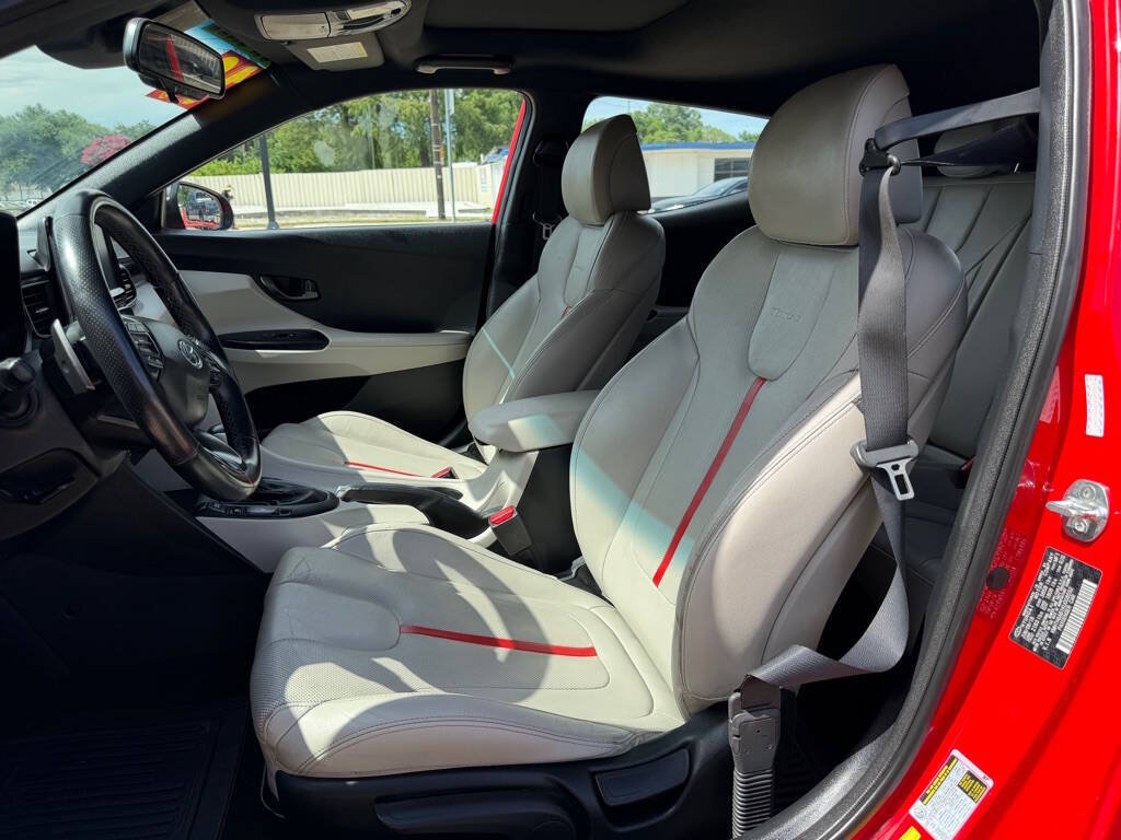 Used 2019 Hyundai Veloster Turbo Ultimate FWD image 11
