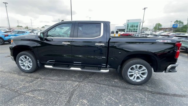 New 2026 Chevrolet Silverado 1500 LTZ w/ LTZ Premium Package image 7