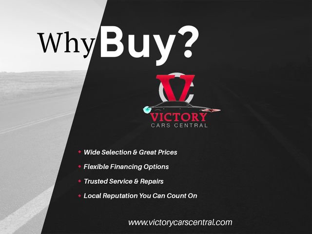 Used 2021 Volvo XC40 T5 R-Design w/ Advanced Package image 3