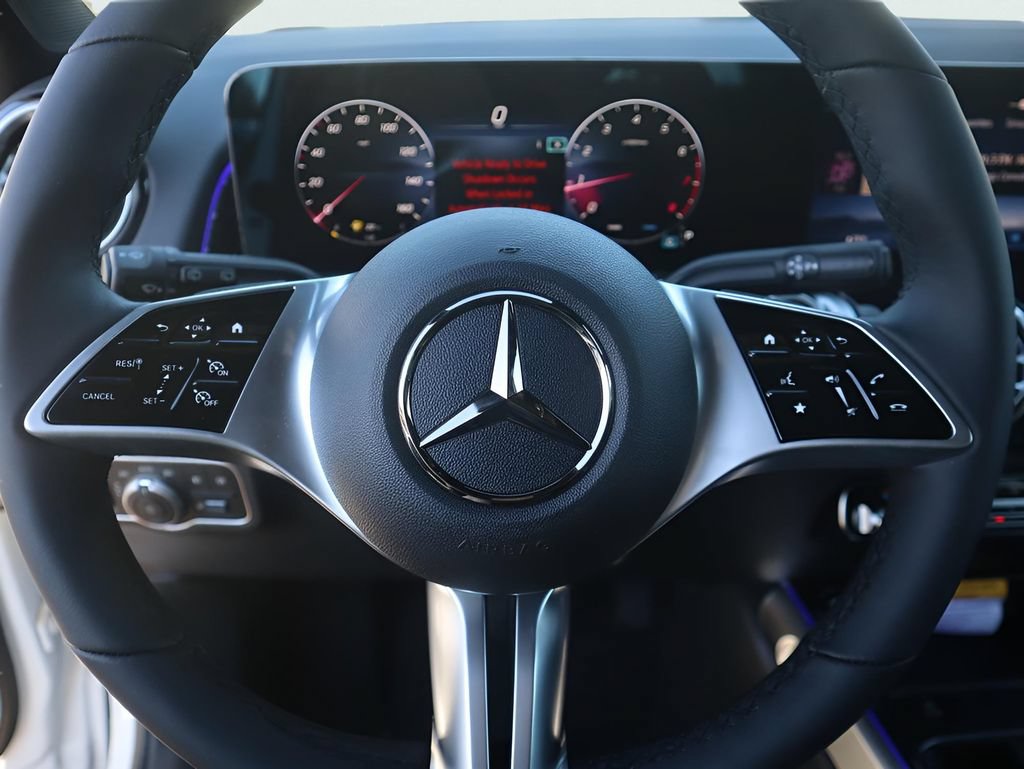 New 2026 Mercedes-Benz GLB 250 4MATIC image 38