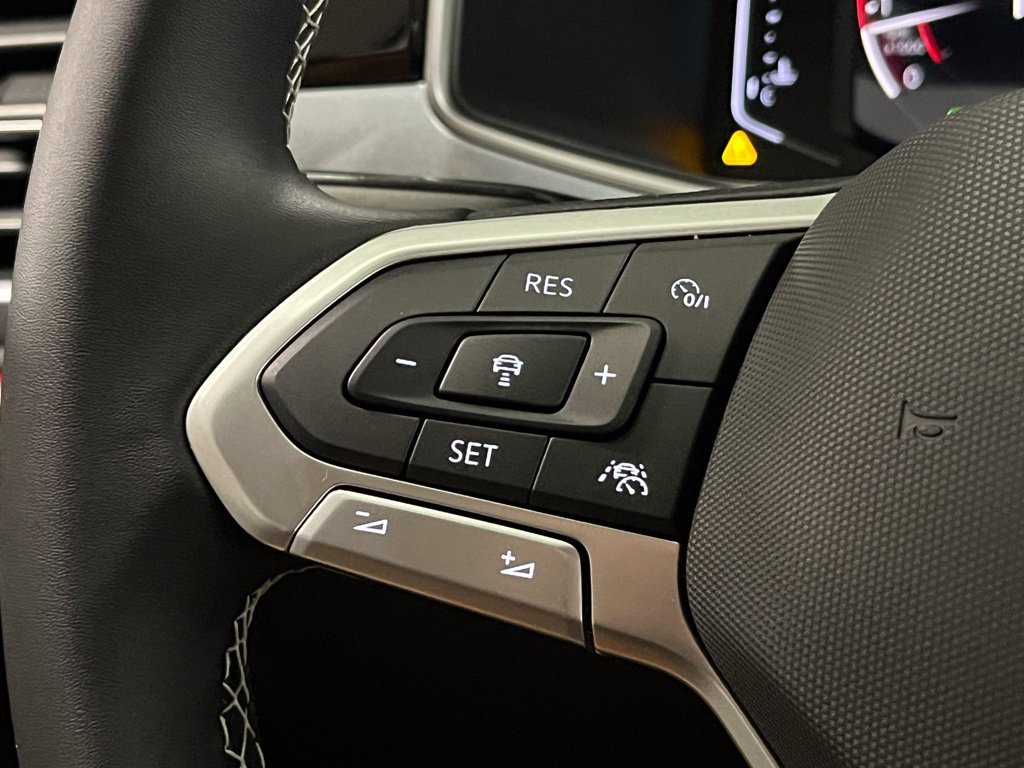 New 2026 Volkswagen Taos SEL AWD/4WD image 24