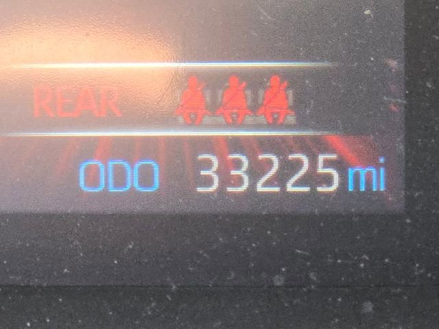 Used 2021 Toyota RAV4 XLE FWD image 32