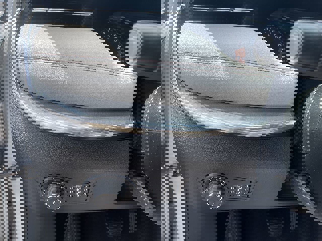 Used 2024 Jeep Compass Limited image 18