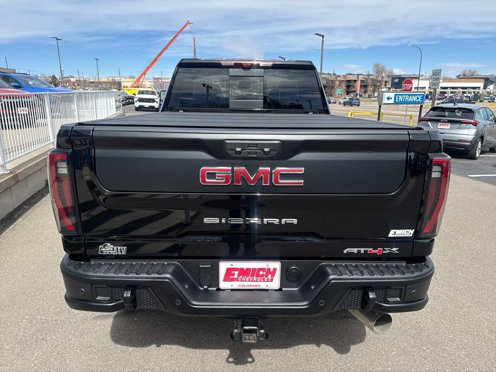 Used 2025 GMC Sierra 2500 AT4X w/ AT4X AEV Edition image 4