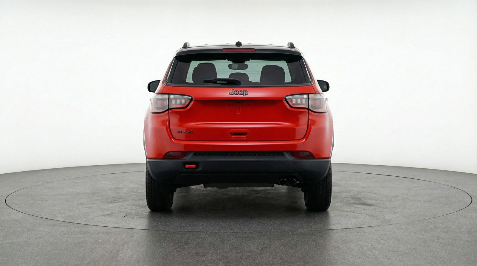 Used 2025 Jeep Compass Trailhawk image 7