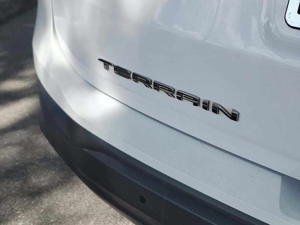 Used 2023 GMC Terrain SLE w/ Driver Convenience Package FWD image 30