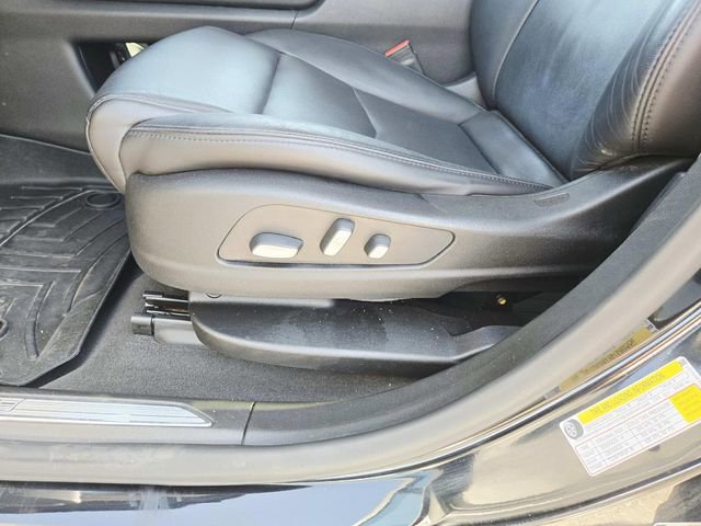 Used 2018 Cadillac XT5 Premium Luxury AWD/4WD image 35