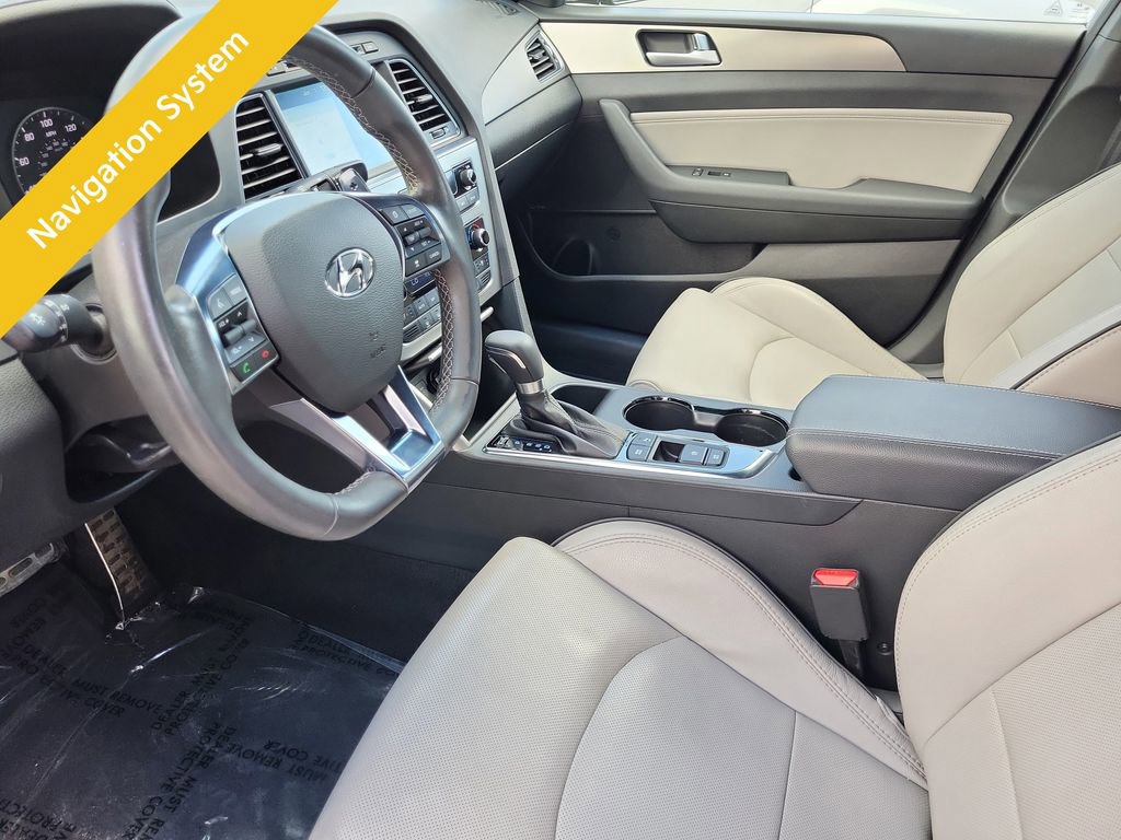 Used 2017 Hyundai Sonata Limited 2.0T FWD image 8