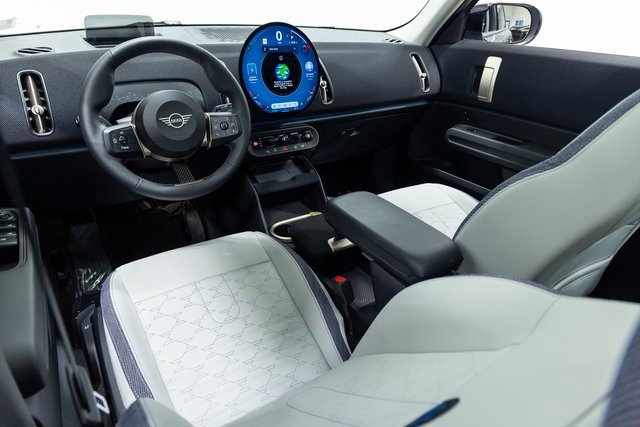 Certified 2025 MINI Cooper Countryman S image 22
