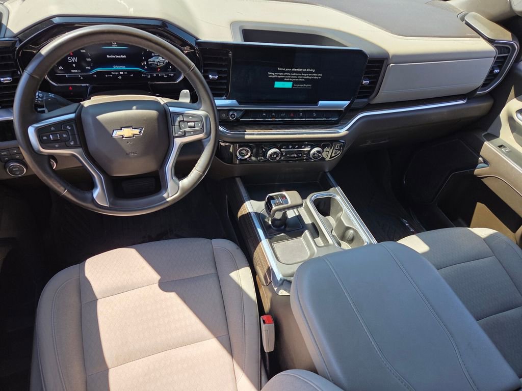Used 2024 Chevrolet Silverado 1500 LT w/ Z71 Off-Road Package image 6