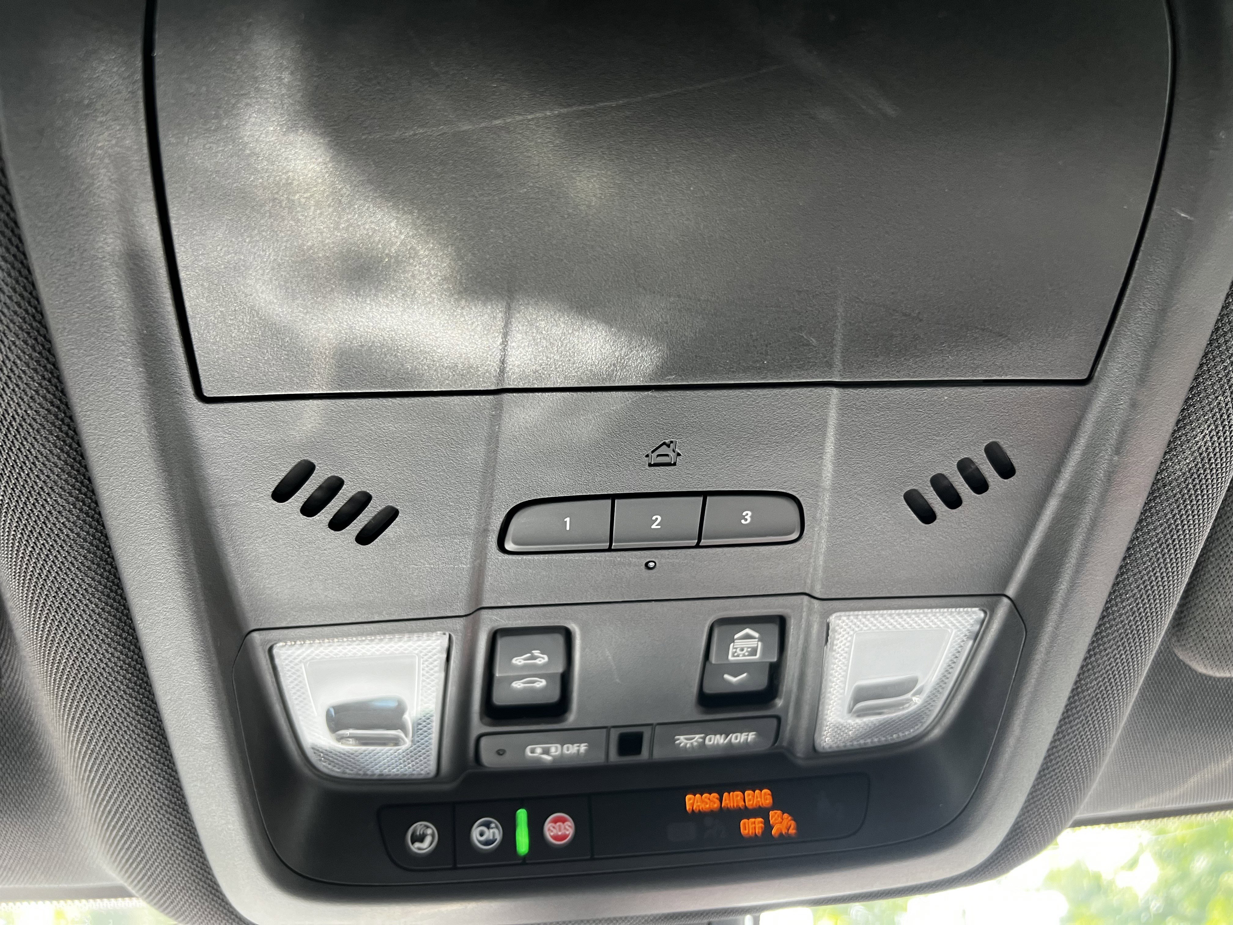 Used 2020 Chevrolet Blazer RS FWD image 28