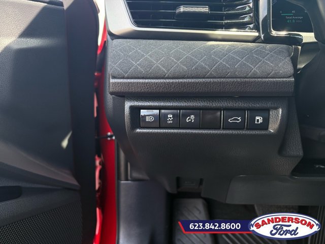 Used 2025 Toyota Camry XLE FWD image 12