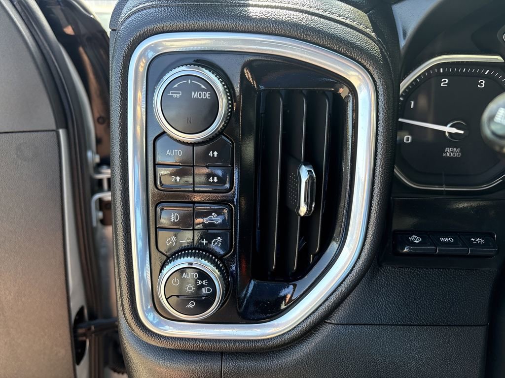 Used 2023 GMC Sierra 3500 Denali w/ Denali Ultimate Package image 13