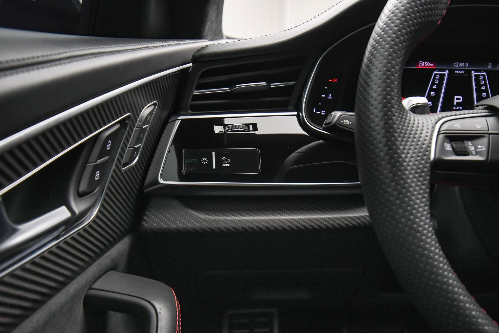 Used 2021 Audi RS Q8 4.0T w/ Black Optic Package image 35