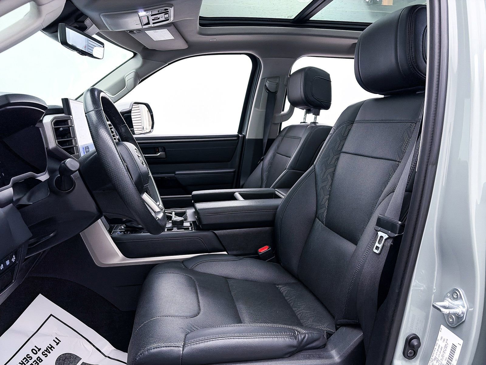 Used 2024 Toyota Tundra Limited image 19