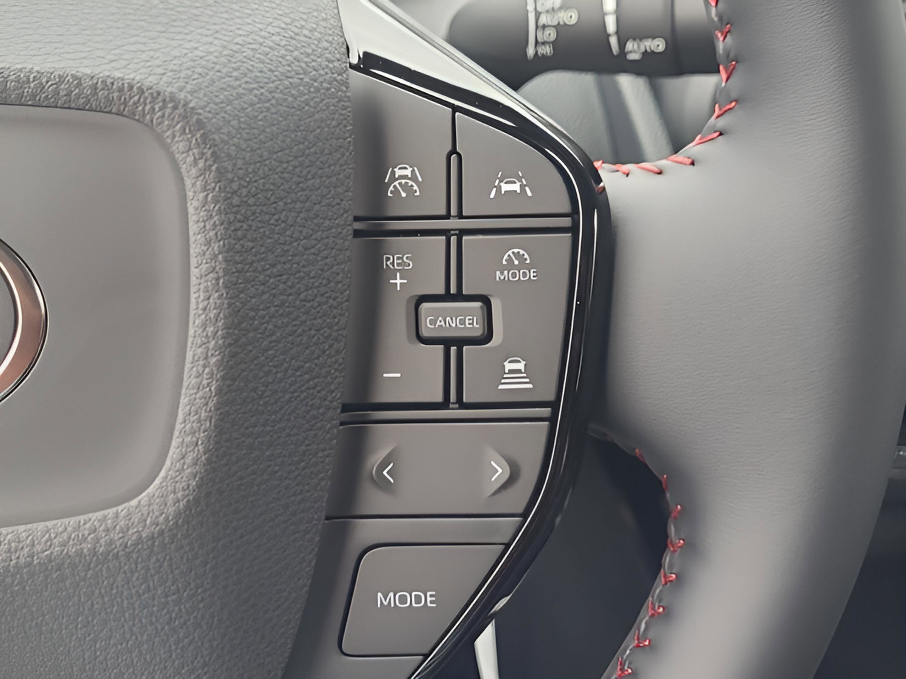 New 2026 Toyota Prius Plug-In Hybrid FWD image 21