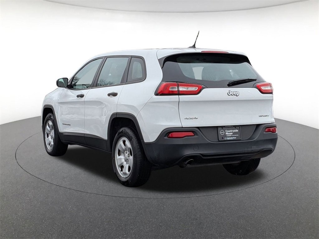 Used 2017 Jeep Cherokee Sport image 7