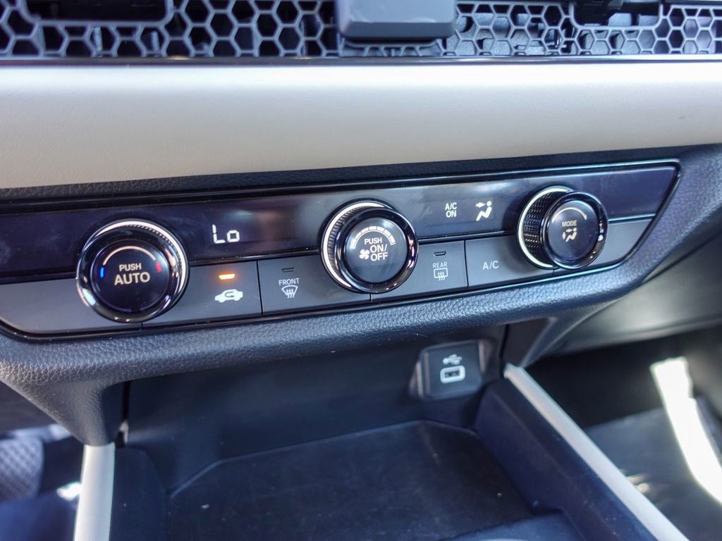 Used 2023 Honda HR-V LX image 18