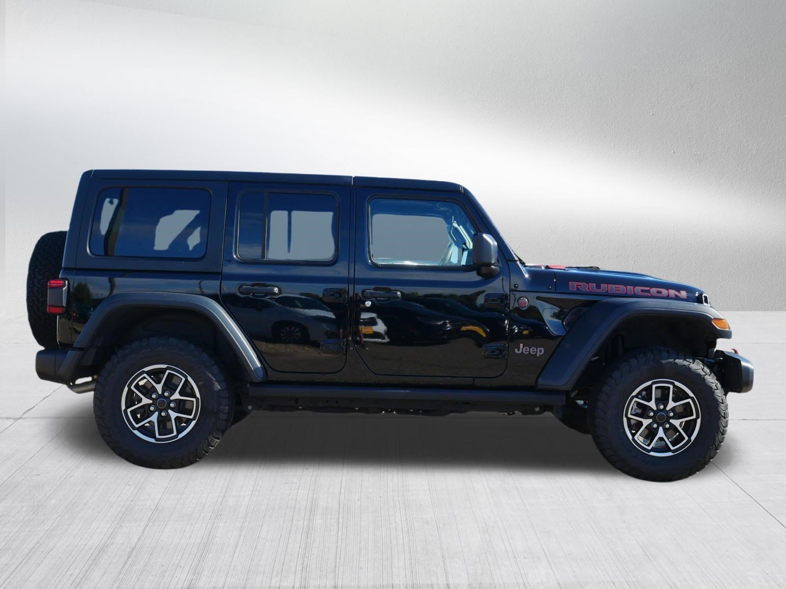 Used 2026 Jeep Wrangler Unlimited Rubicon AWD/4WD image 8