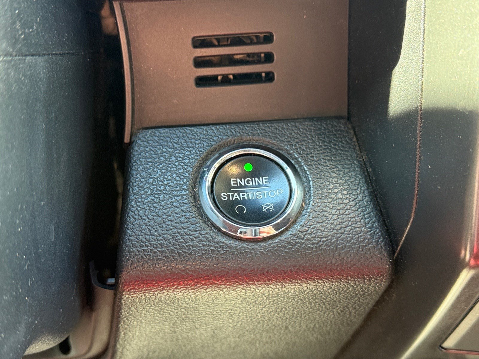 Used 2016 Ford F150 Lariat AWD/4WD image 28