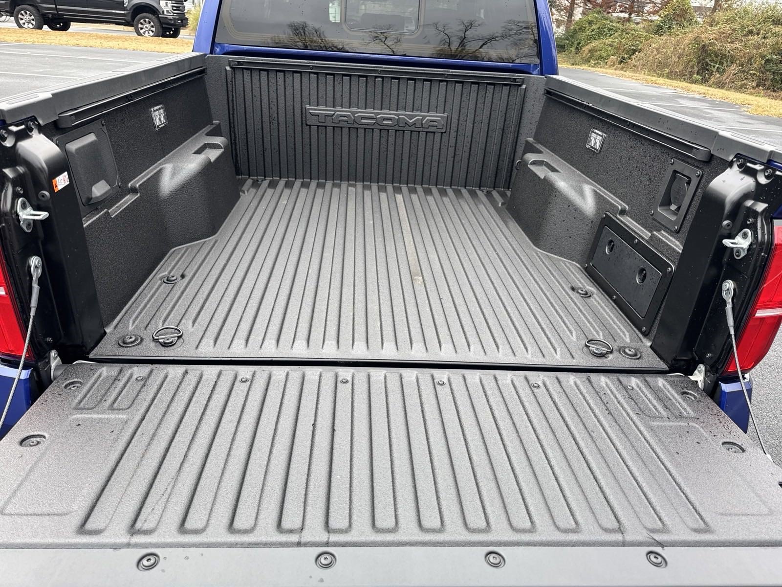 New 2024 Toyota Tacoma Limited w/ Limited Package (LT) AWD/4WD image 40