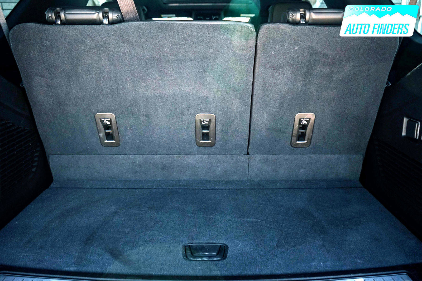 Used 2021 Chevrolet Tahoe Z71 w/ Z71 Signature Package image 36