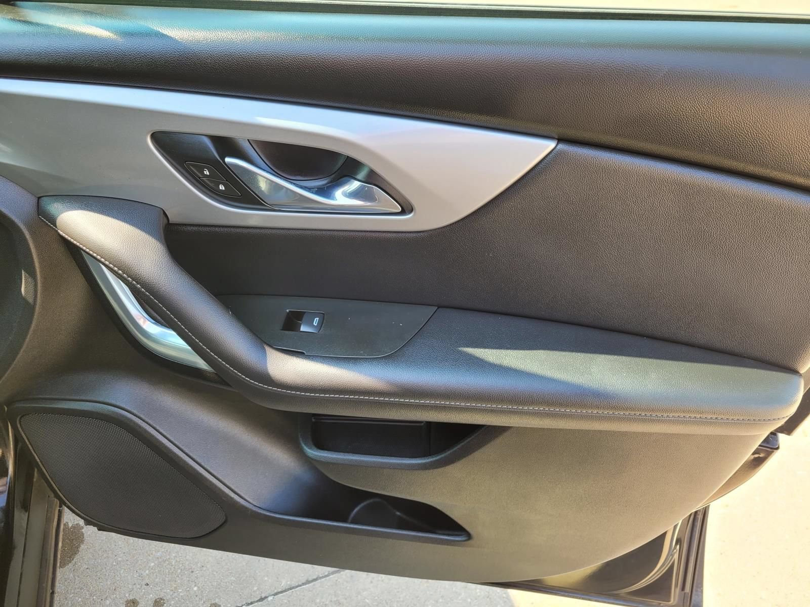 Used 2020 Chevrolet Blazer LT w/ LPO, Floor Liner Package FWD image 7