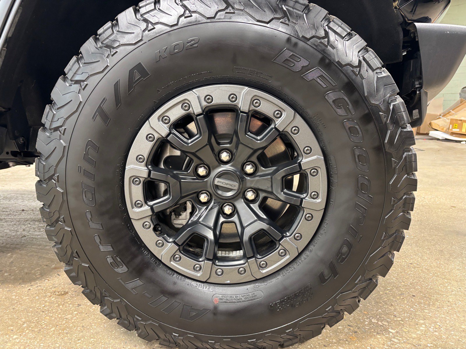 Used 2024 Ford Bronco Raptor w/ Interior Carbon Fiber Pack 6 AWD/4WD image 11