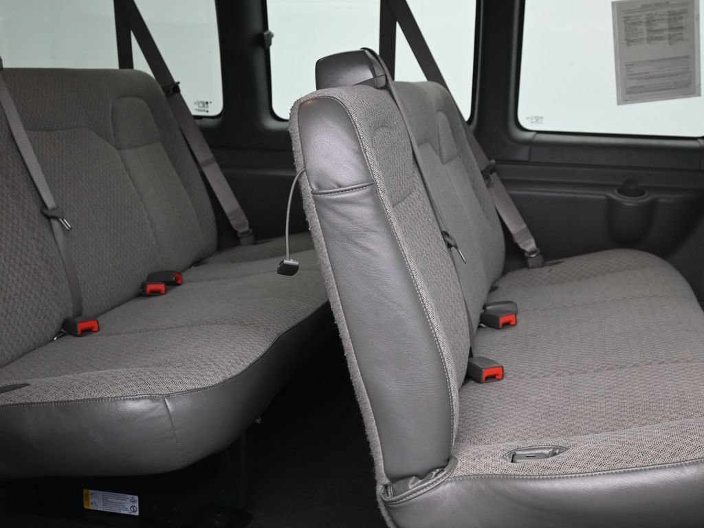 Certified 2024 Chevrolet Express 3500 LT w/ LT Preferred Equipment Group RWD image 11