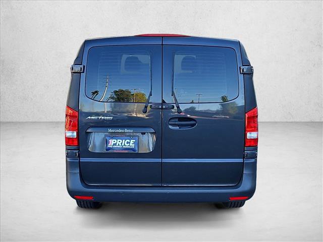 Used 2023 Mercedes-Benz Metris image 7