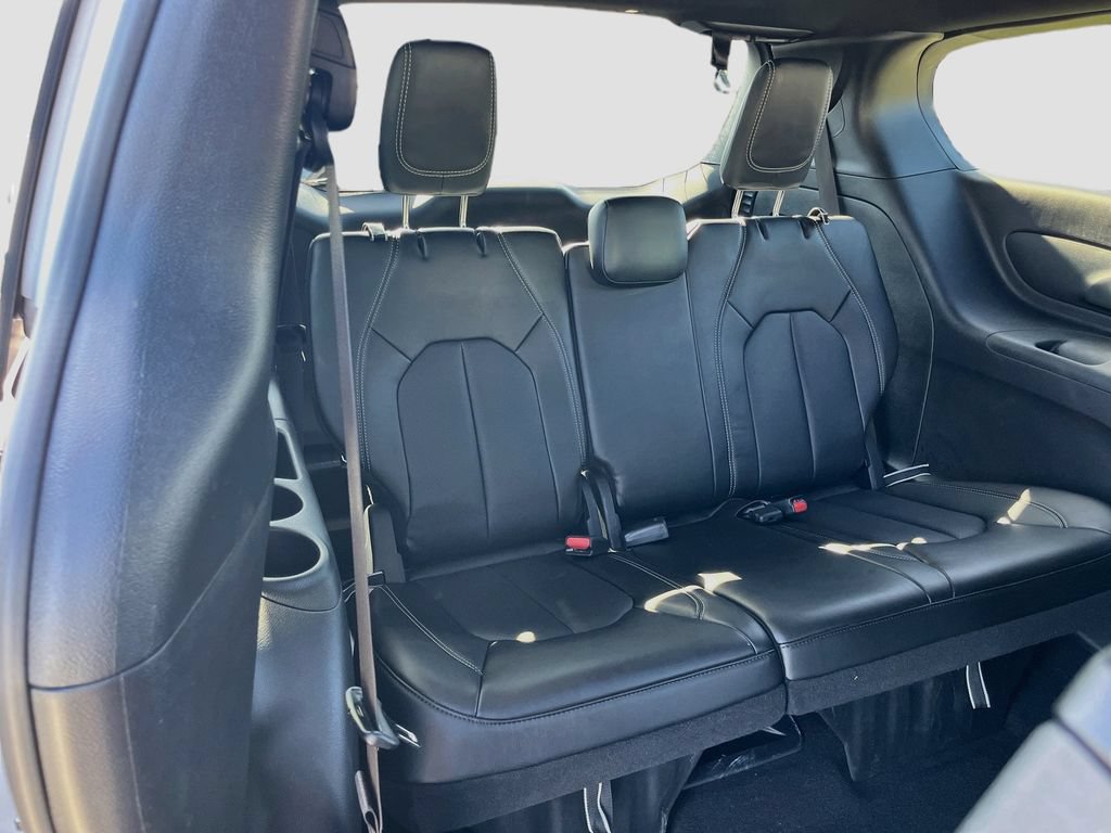 Certified 2026 Chrysler Pacifica Select FWD image 26