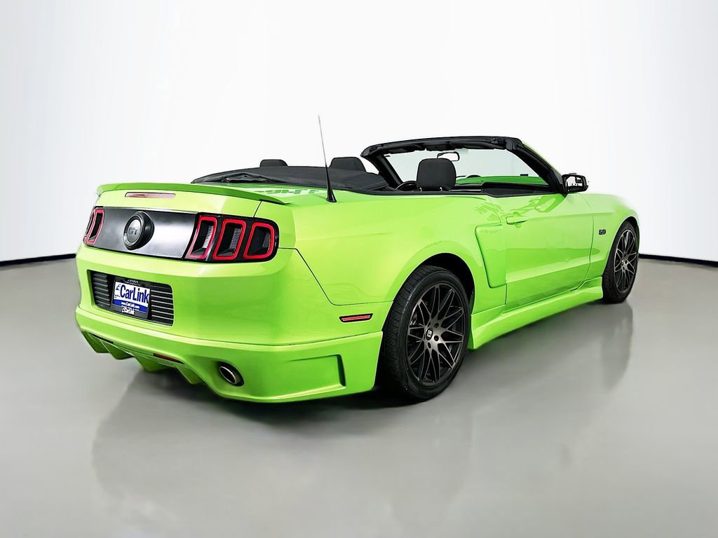 Used 2014 Ford Mustang GT RWD image 8