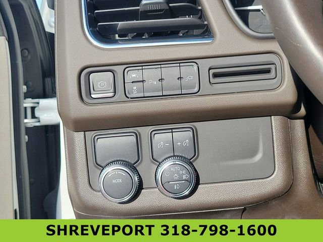 Certified 2021 GMC Yukon XL SLT w/ SLT Premium Package RWD image 18