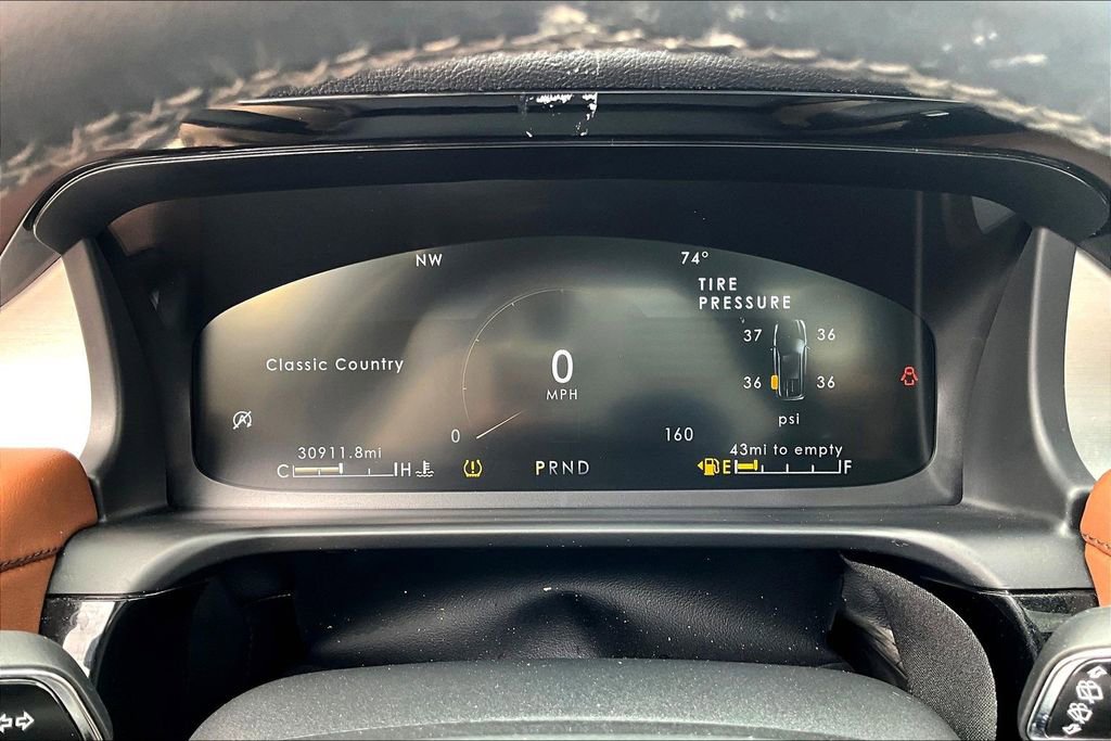 Used 2022 Lincoln Aviator Reserve w/ Equipment Group 201A image 13