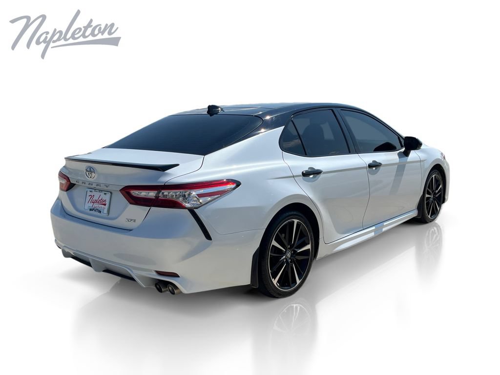 Used 2020 Toyota Camry XSE FWD image 5
