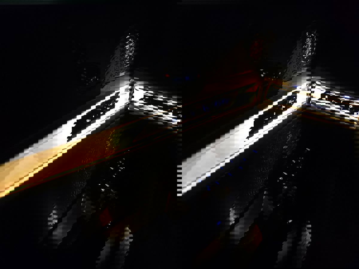 Used 2024 BMW i7 xDrive60 w/ Executive Package image 77