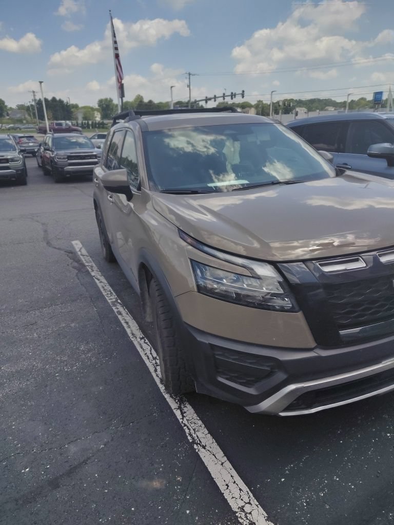 Used 2023 Nissan Pathfinder Rock Creek AWD/4WD image 10